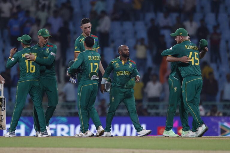 South Africa Beats Australia By 134 Runs In Cricket World Cup - The Times Post