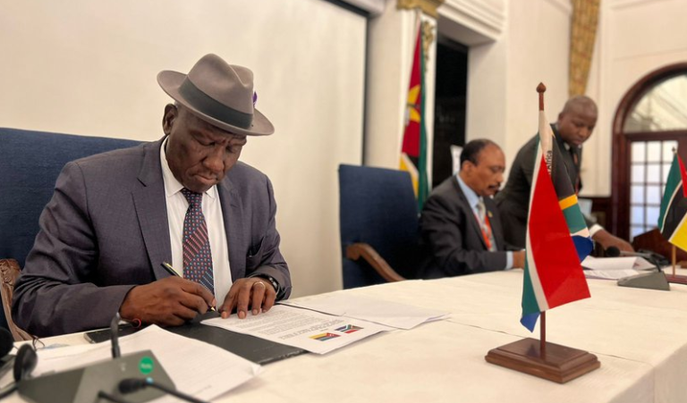 South Africa And Mozambique Agreement Result In Vehicles Recover, Suspects Arrested - The Times Post