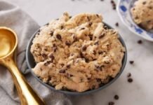 Surprising Reason You Shouldn’t Eat Raw Cookie Dough (No, It’s Not Eggs) Surprising Reason You Shouldn't Eat Raw Cookie Dough (No, It's Not Eggs)-TimesPost