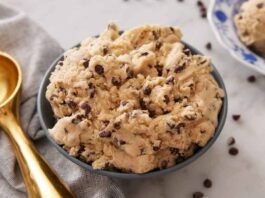 Surprising Reason You Shouldn’t Eat Raw Cookie Dough (No, It’s Not Eggs) Surprising Reason You Shouldn't Eat Raw Cookie Dough (No, It's Not Eggs)-TimesPost