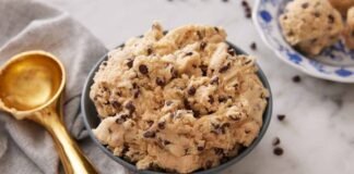 Surprising Reason You Shouldn’t Eat Raw Cookie Dough (No, It’s Not Eggs) Surprising Reason You Shouldn't Eat Raw Cookie Dough (No, It's Not Eggs)-TimesPost