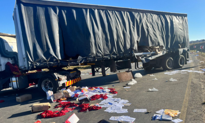 Truck 1 Chaos In Mthatha As Taxi Drivers Hijack Trucks And Block Major Routes-TimesPost