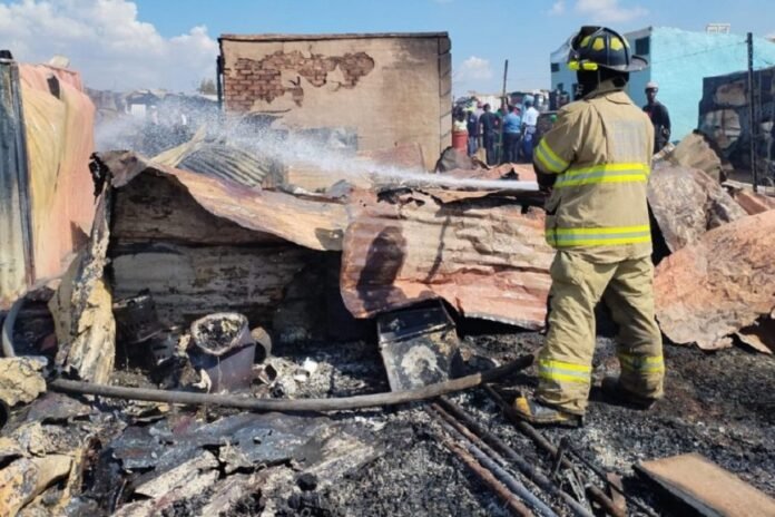 Fire Destroys More Than 100 Shacks At Plastic View Informal Settlement In Tshwane - The Times Post