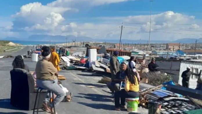 Khayelitsha Families Relocated To Enkanini After Weather Delays And Protest Action - The Times Post