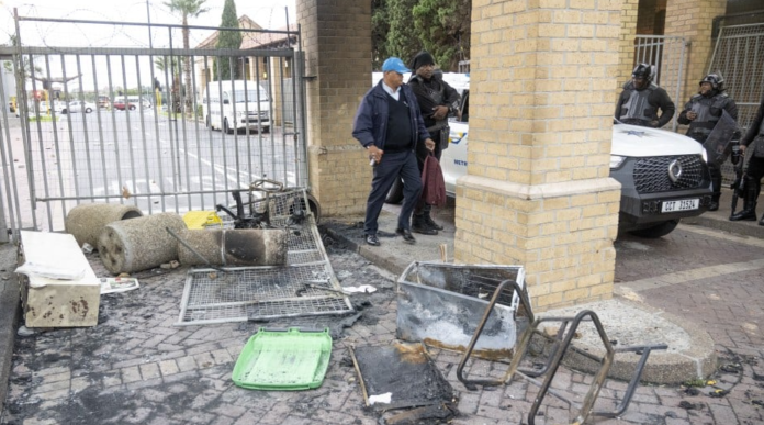 CPUT CPUT Suspends Lectures As Student Protests Escalate Over Fees, Debt And Residences-The Times Post